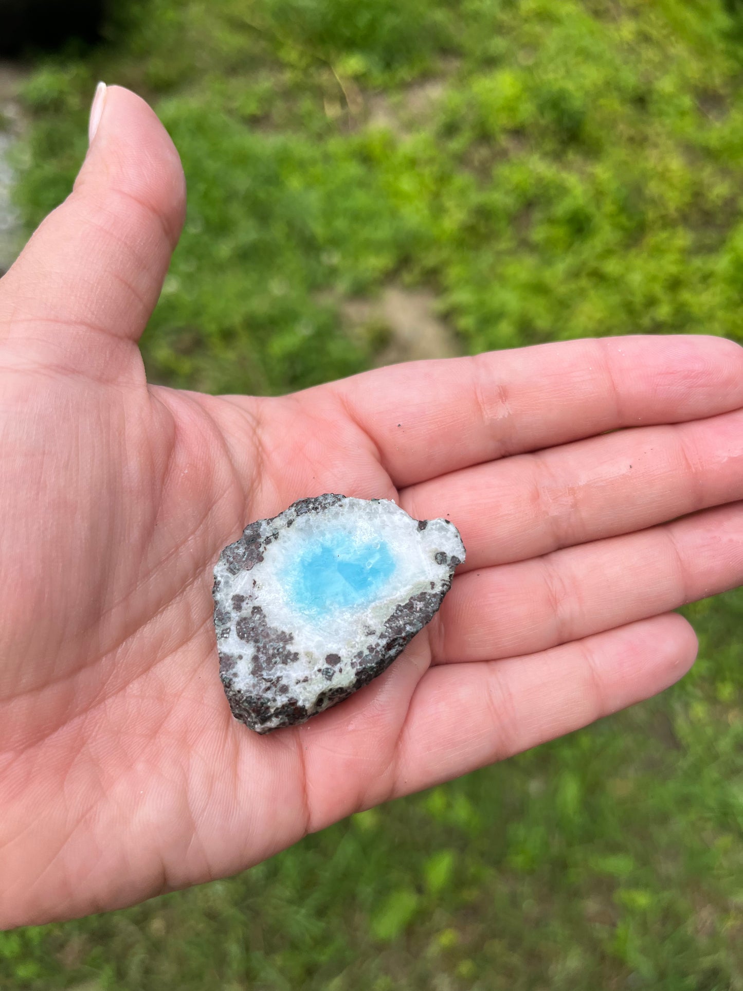 Larimar raw CUT