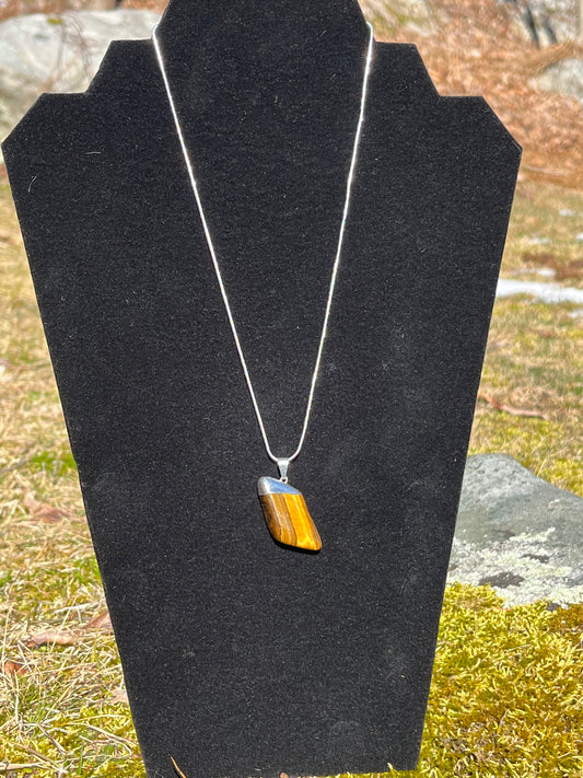 Tigers Eye Pendant and Necklace